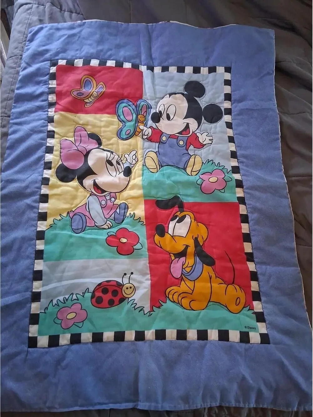 Vintage Made in USA Dundee Mickey Mouse & Friends Blue Crib Quilt B2